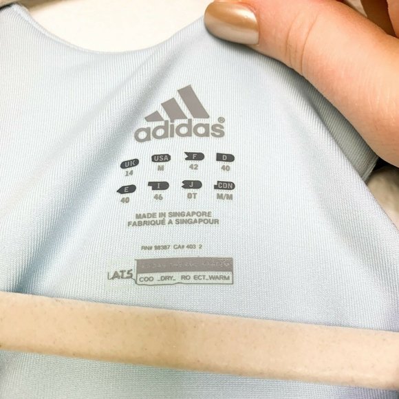 Adidas Medium Black Built in Bra Activewear Top - Picture 4 of 7